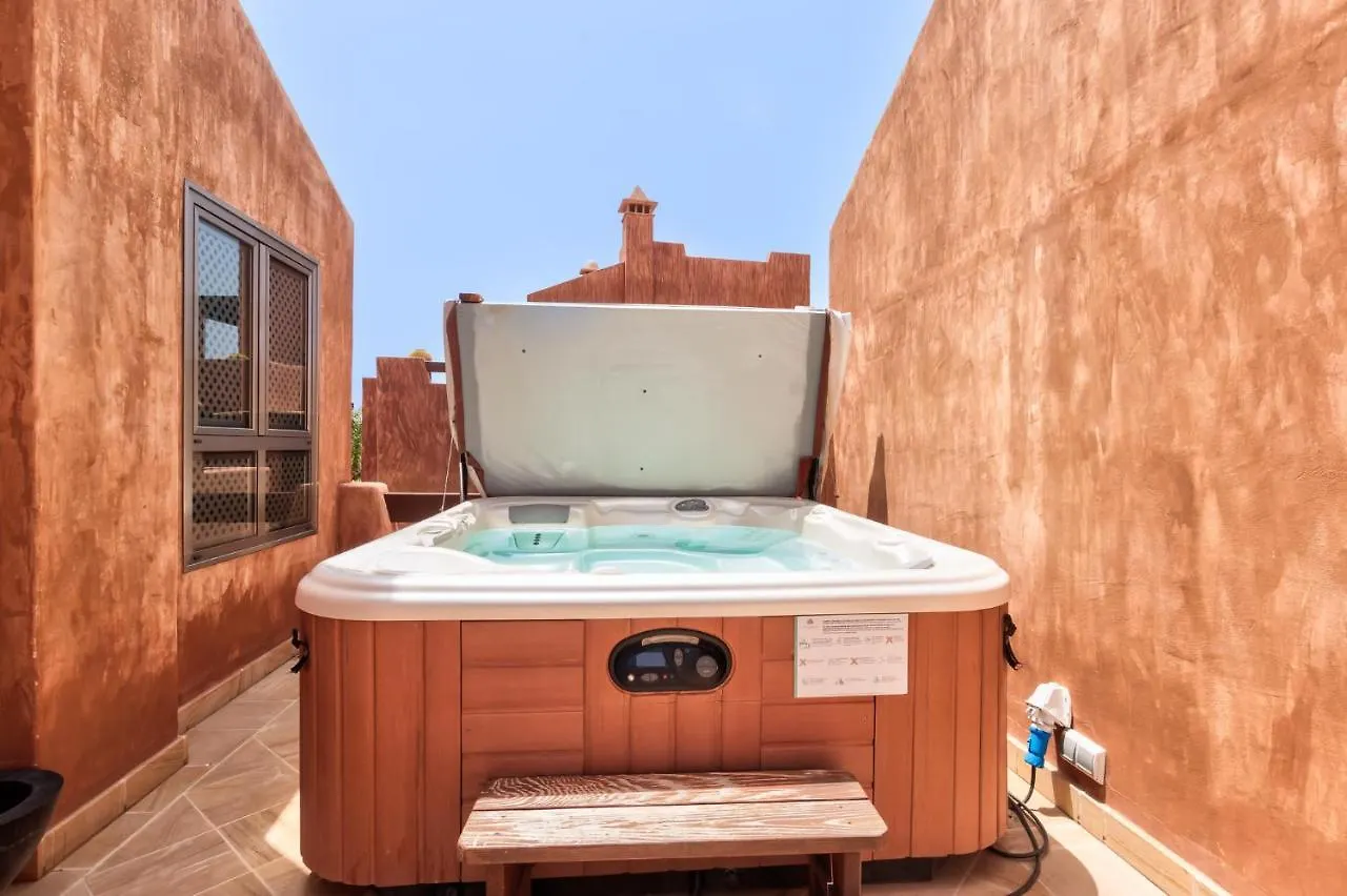 Adjona 2-2 Penthouse Sea View & Jacuzzi 2B Villa Palm-mar