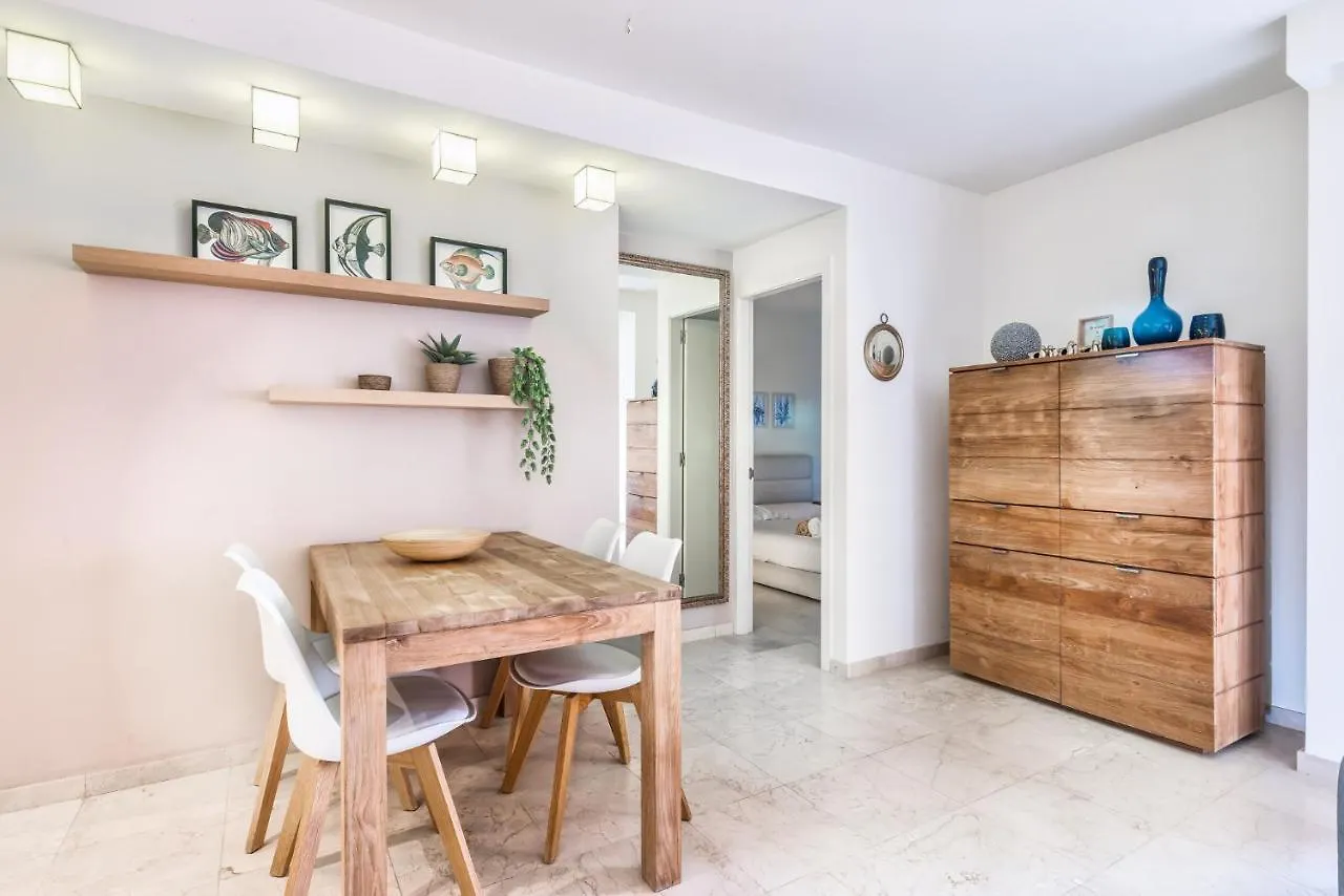 Adjona 2-2 Penthouse Sea View & Jacuzzi 2B Villa Palm-mar 0*,  Spanje