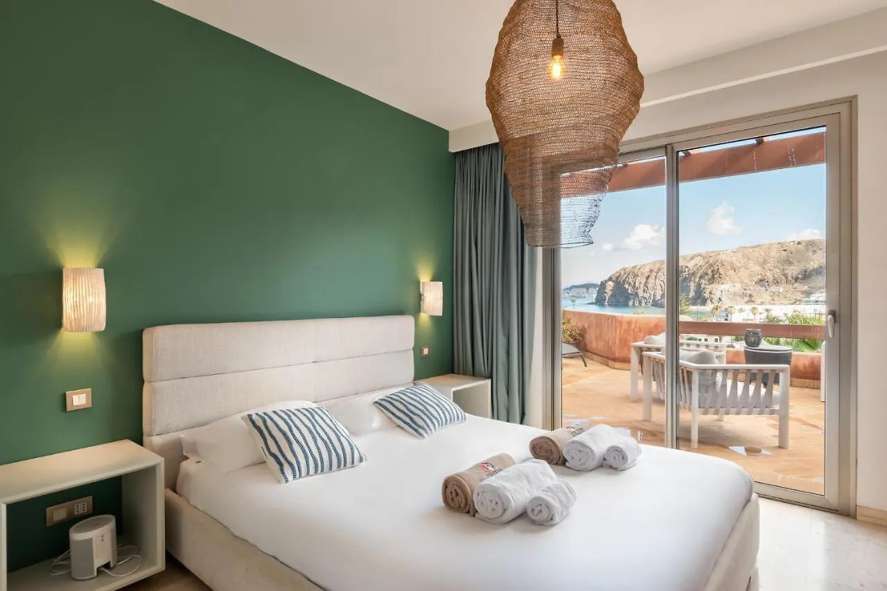 Vakantiehuis Adjona 2-2 Penthouse Sea View & Jacuzzi 2B Villa Palm-mar